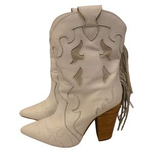 DINGO WHITE TASSEL WOMEN'S ANKLE BOOTS sz 6M (as is)